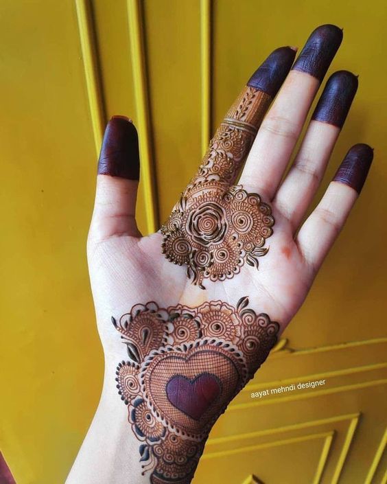 unique mehndi design