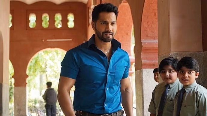 varun dhawan in Bawaal