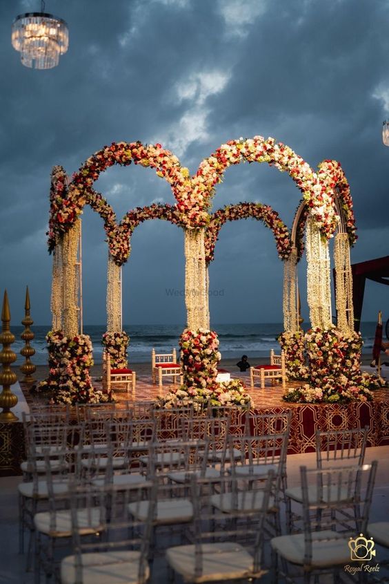 archway wedding mandap decoration