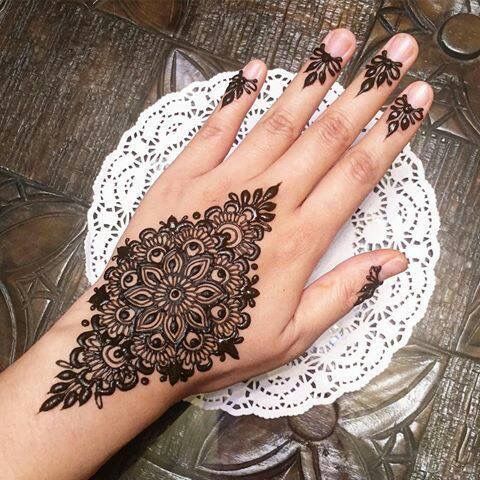 cute small mehndi designs