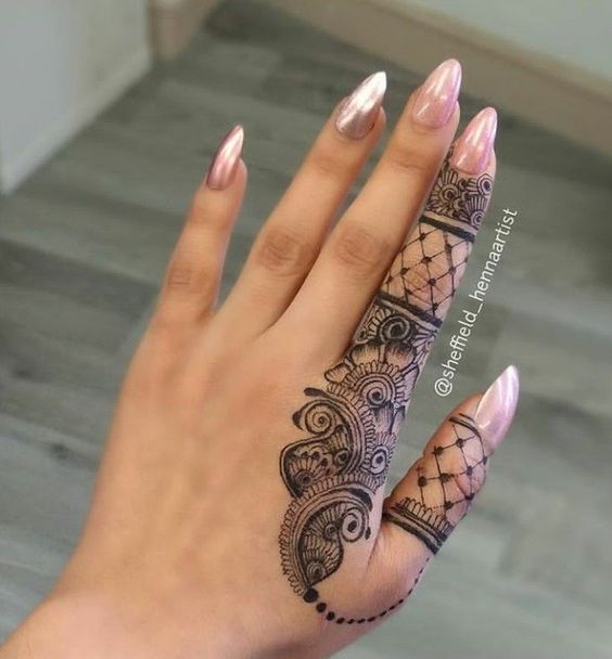 easy mehndi designs for small hands