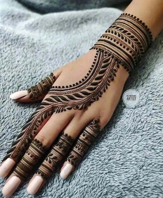 Arabic bangle mehndi design