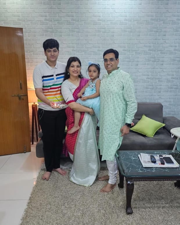 Manoj kumar sharma family