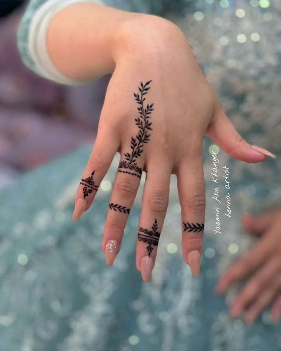 Ring western mehndi design