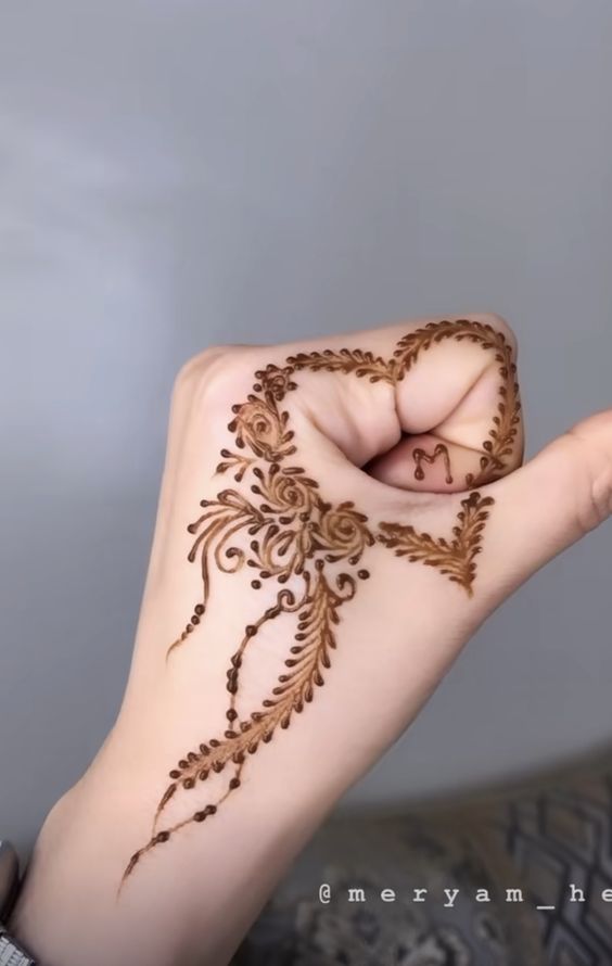 Unique mehndi ideas easy