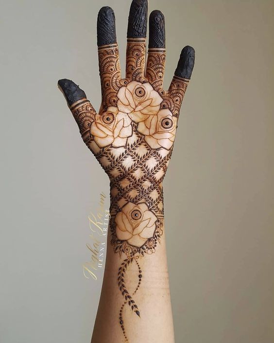 simple western mehndi design