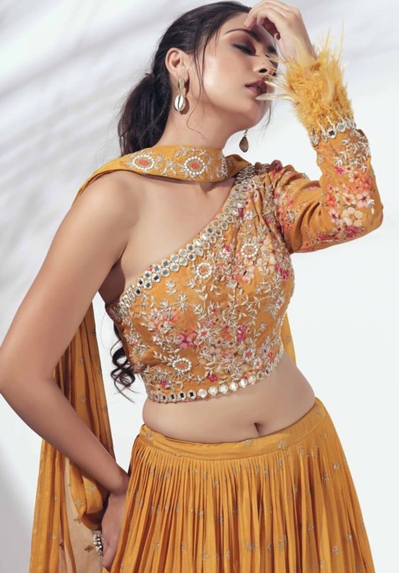Asymmetric-glam-fancy-new-blouse-design