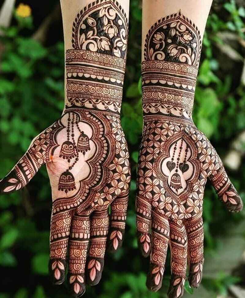 Bell-back-side-mehndi-design