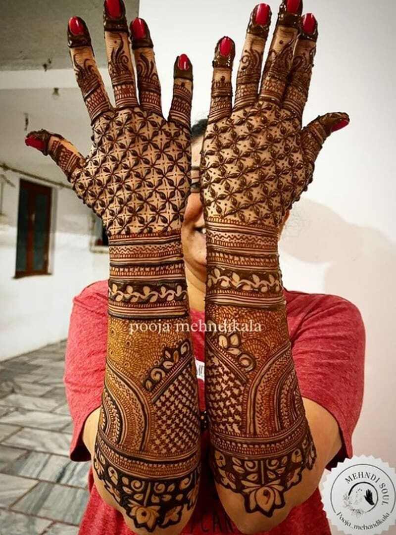 Bharwa-bridal-back-side-mehndi-design