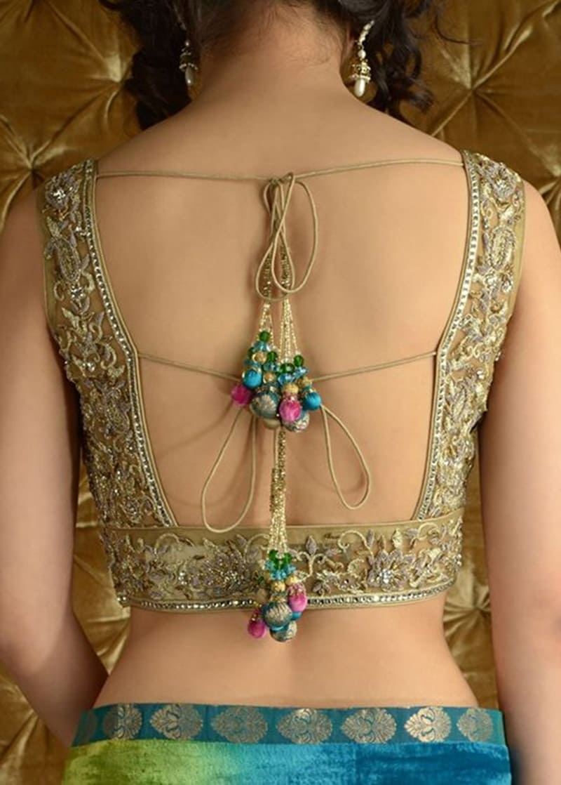 Classic-square-neck-with-ties-modern-blouse-back-design