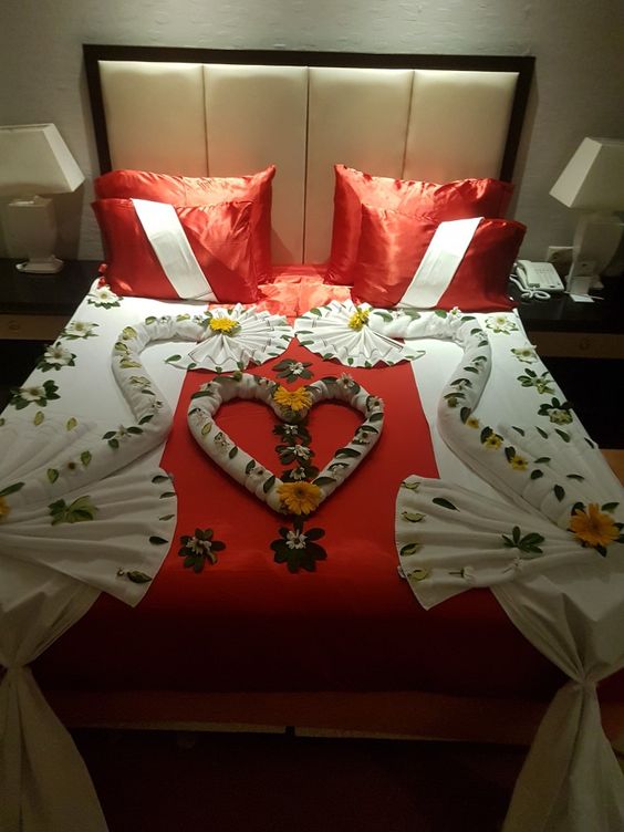 Creative bedroom decor with linen