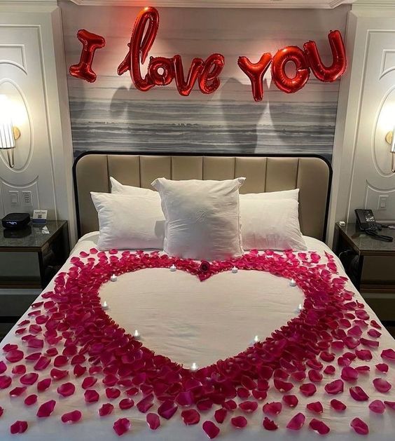 Cute heart first night room decoration