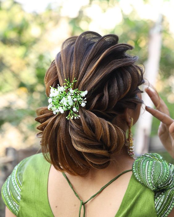 Fishtail loose bun