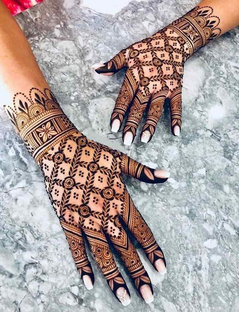 Rose-jaali-back-side-mehndi-design