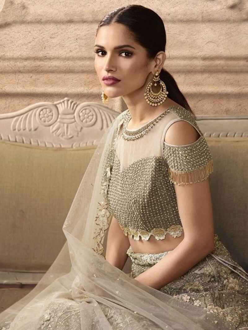 Zari-embroidered-simple-net-blouse-design