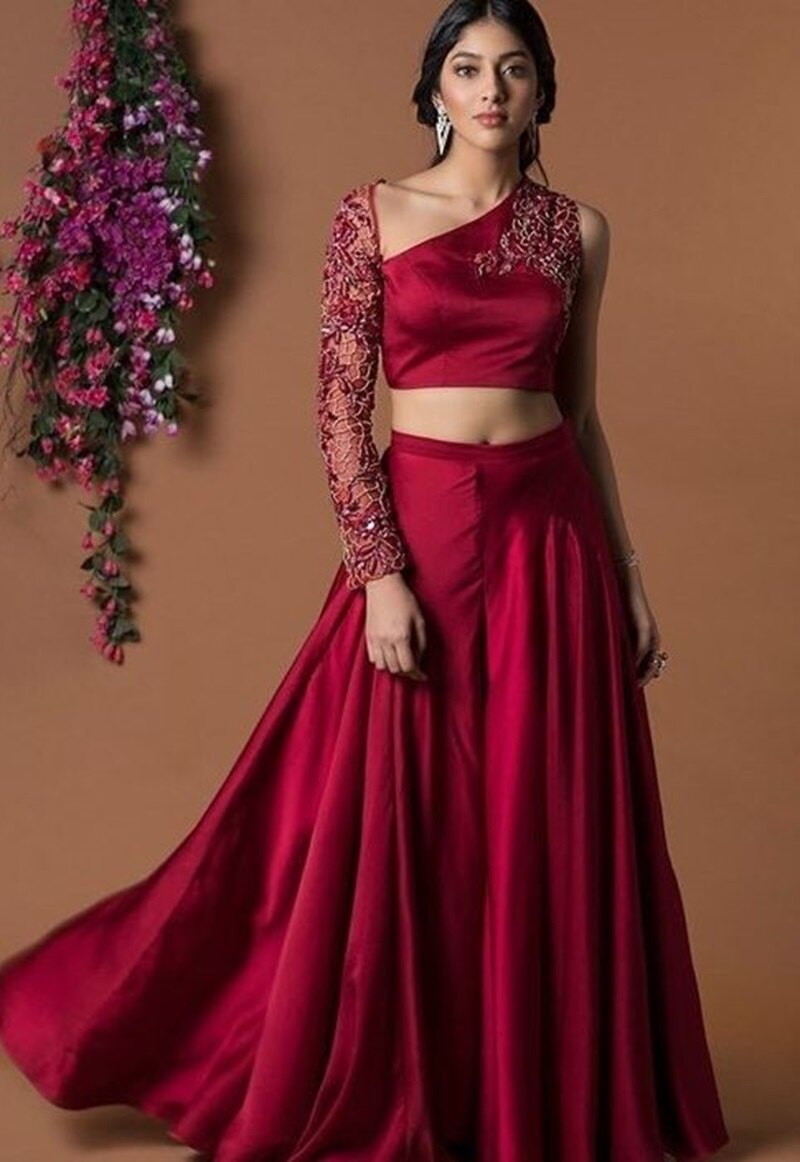 asymmetric-neckline-blouse-front-design