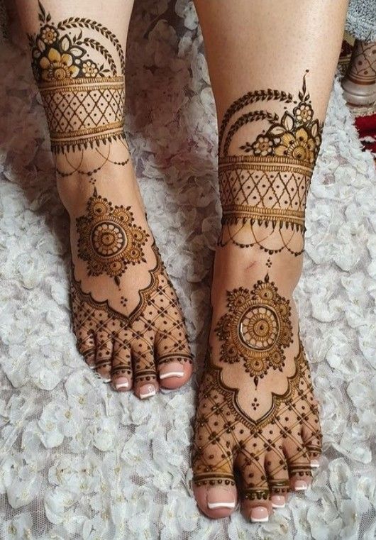 bridal feet mehndi design