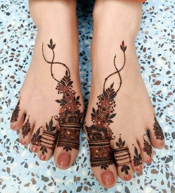 feet henna