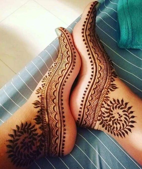 foot border mehndi design