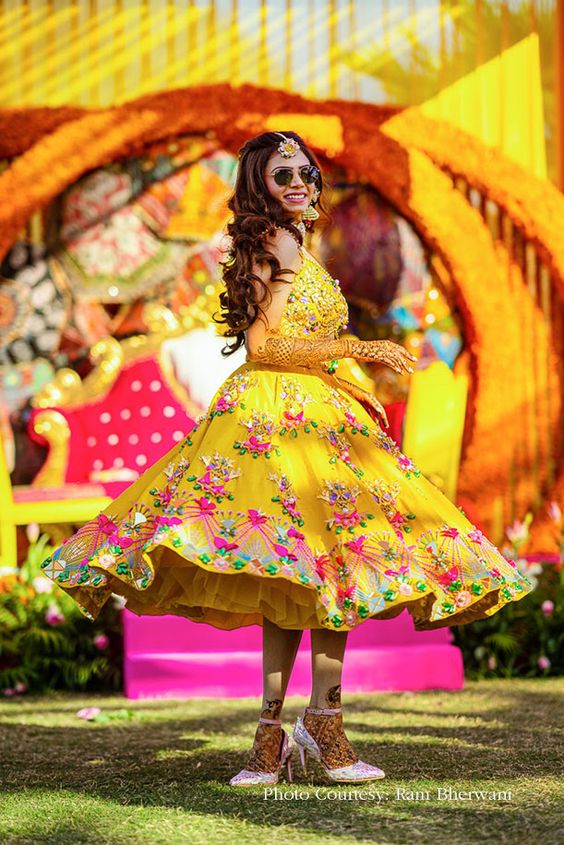 short lehenga haldi for brides