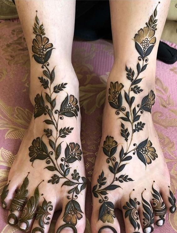 unique henna design for leg