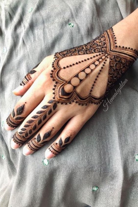 Arabic bridal mehndi design