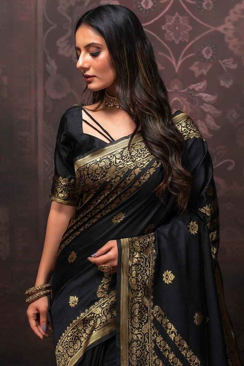 Banarasi-silk-saree-with-golden-border-black-saree-look