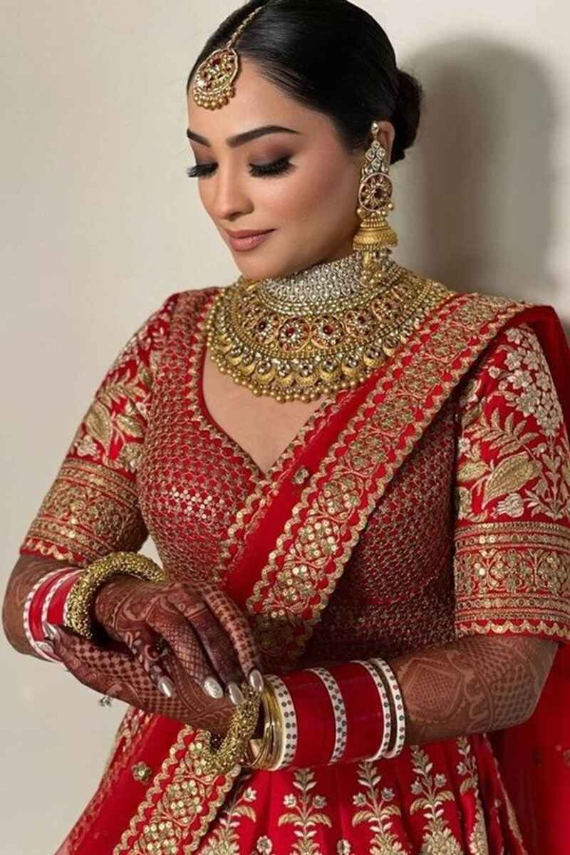 Gold-work-with-sequin-embellished-bridal-blouse-designs