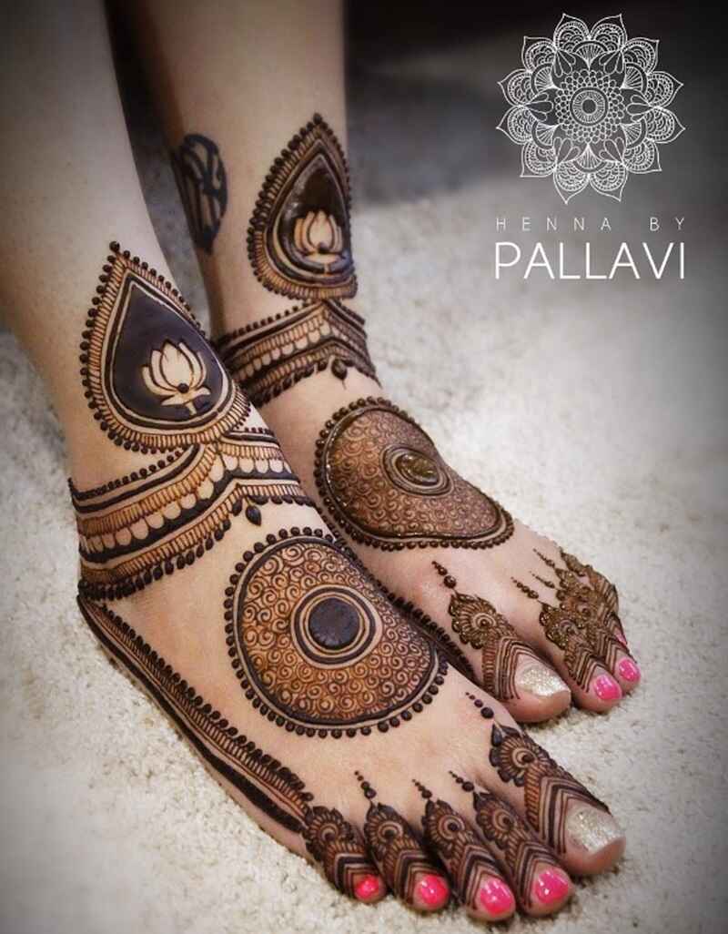 Mandala-feet-mehndi-design