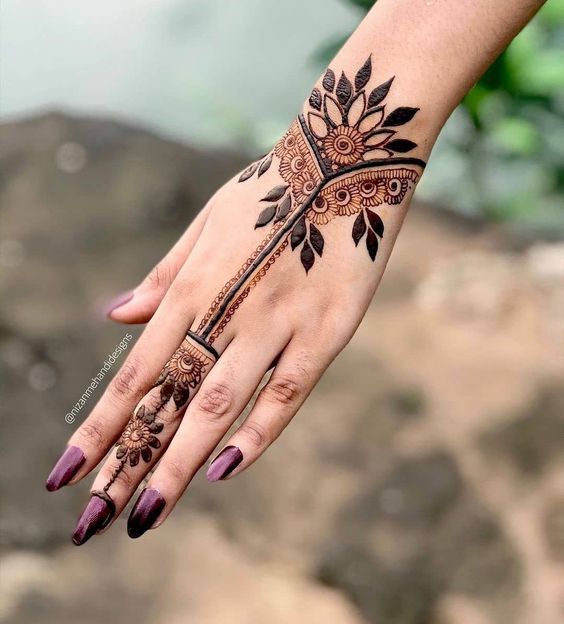 One finger ring mehndi design