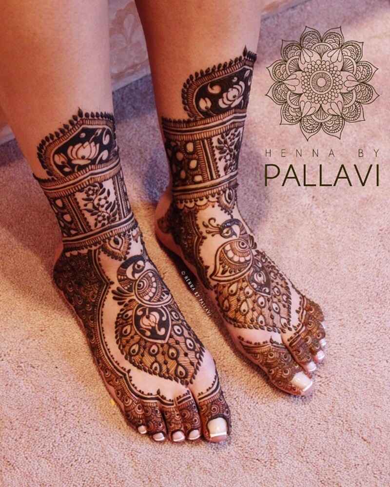 Peacock-motifs-feet-mehndi-design