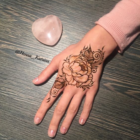 Rose mehndi design