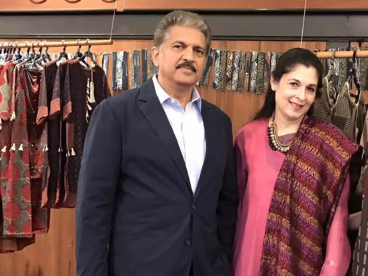 anand-mahindra-and-wife-anuradha-mahindra-love-story