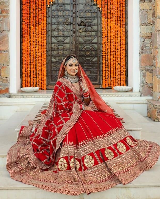 red bridal lehenga