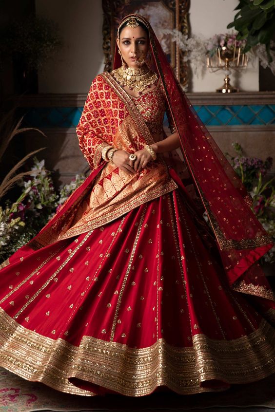 red bridal lehenga, wedding red bridal lehenga