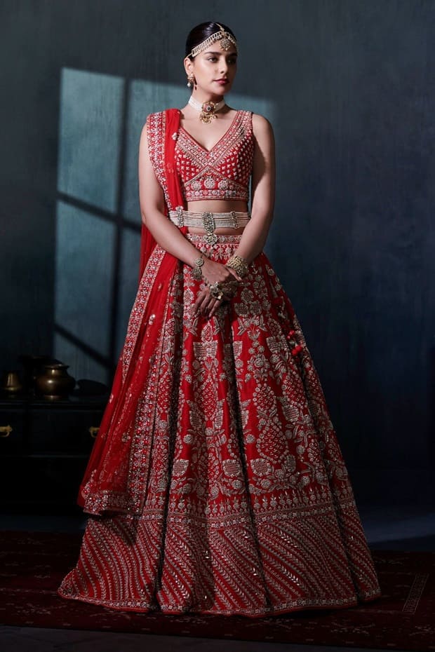 red designer lehenga