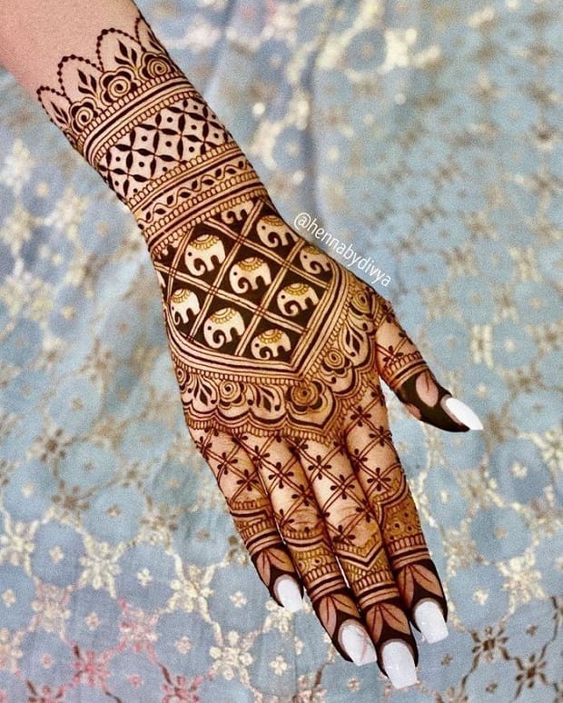 Attractive elephant motif mehndi design