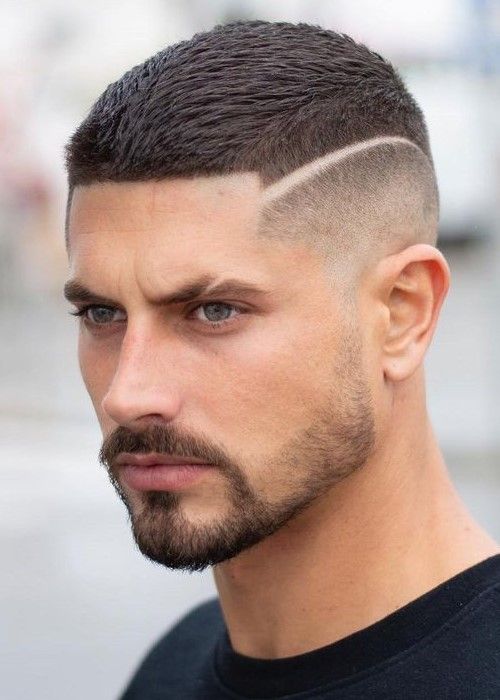 Crew cut with disconnected sides