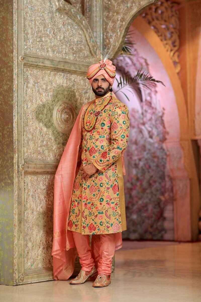 Traditional-printed-royal-sherwani-for-groom