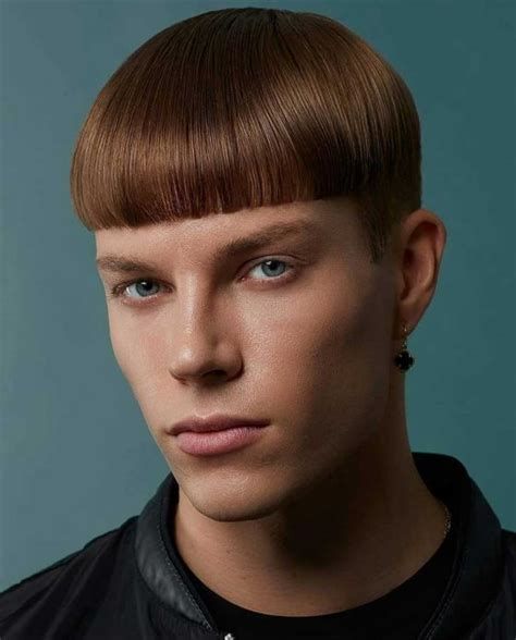 Undercut bowl cut