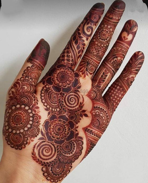 floral henna design