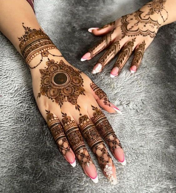 jewelry imitated round shape mehndi design