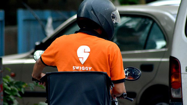 swiggy delivery boy