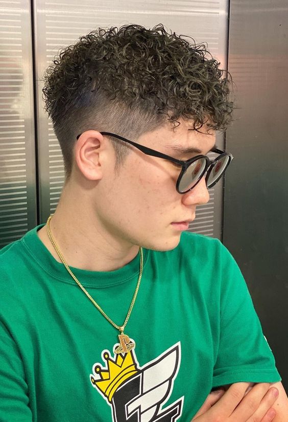 Curly perm with undercut
