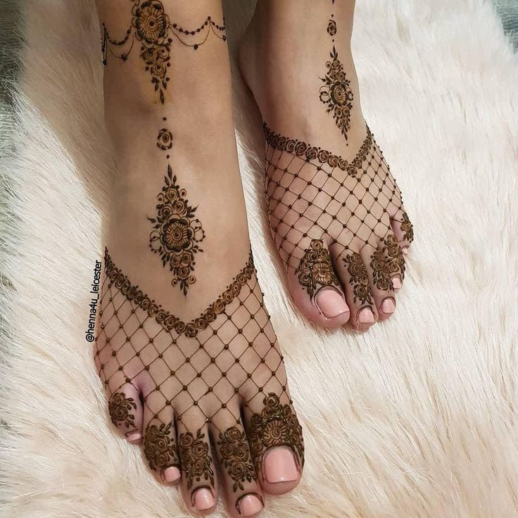 Easy mesh mehndi design for feet