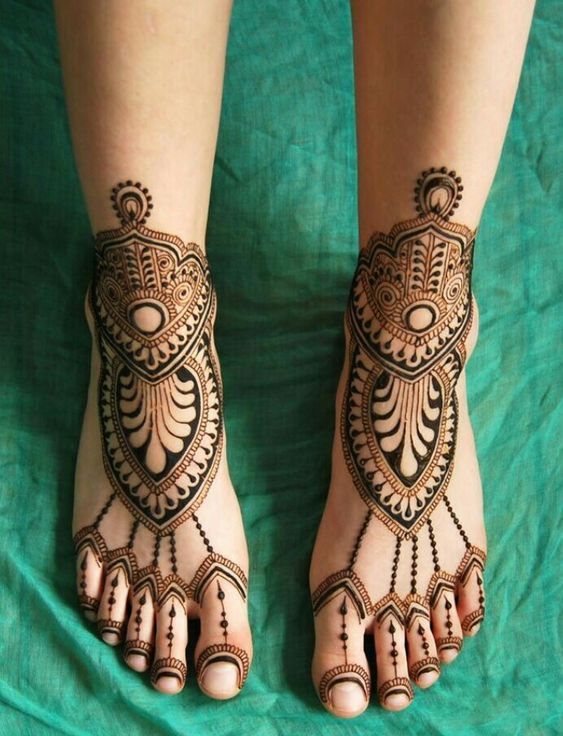Jewelry imitated mehndi design idea