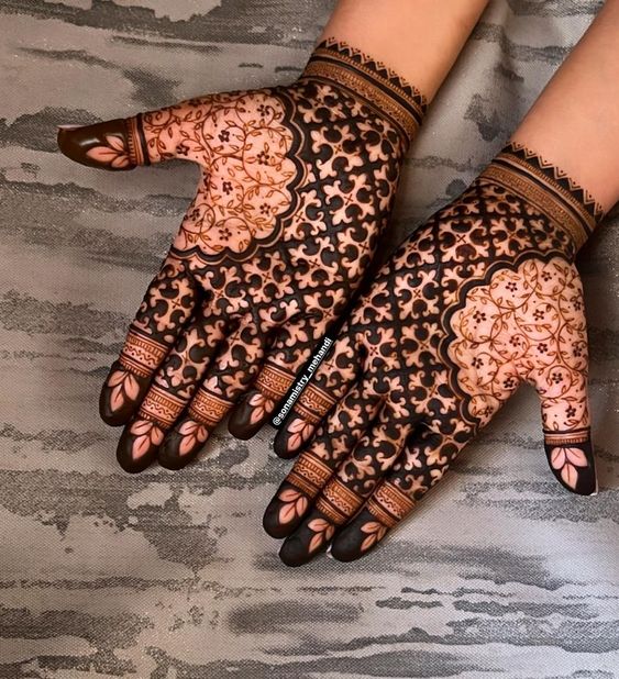 Mosaic henna design