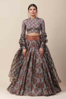 31 Full Sleeve Blouse Design For Every Body Type