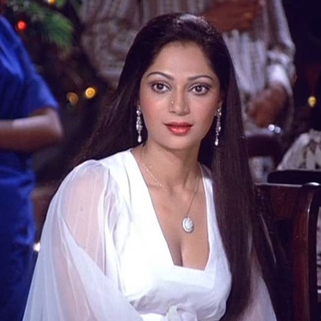 Simi Garewal hot