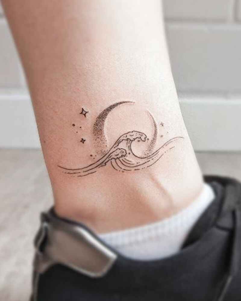 Waves-with-moon-simple-tattoos-for-girls